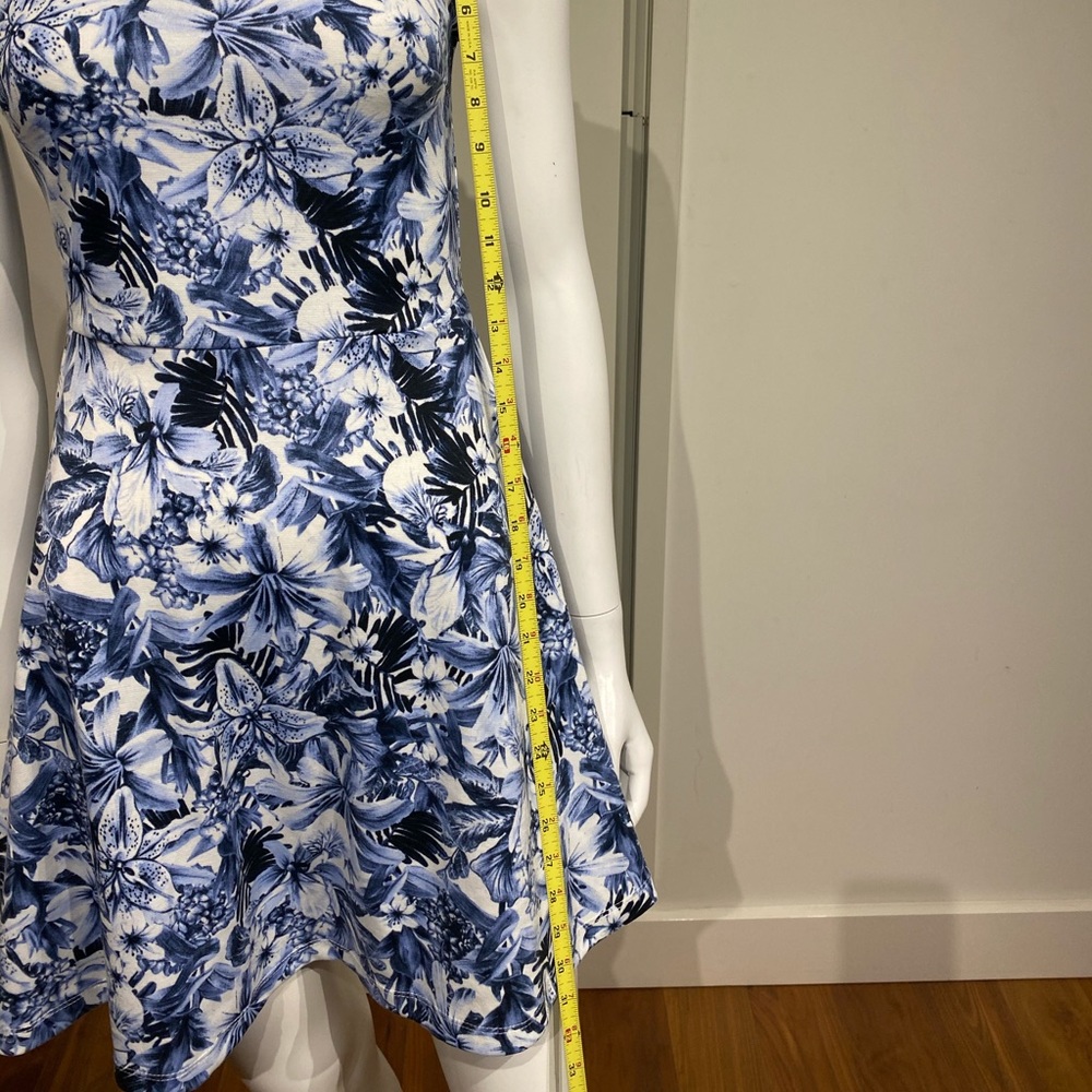Fun H&M dress, size X-small - Picture 4 of 5